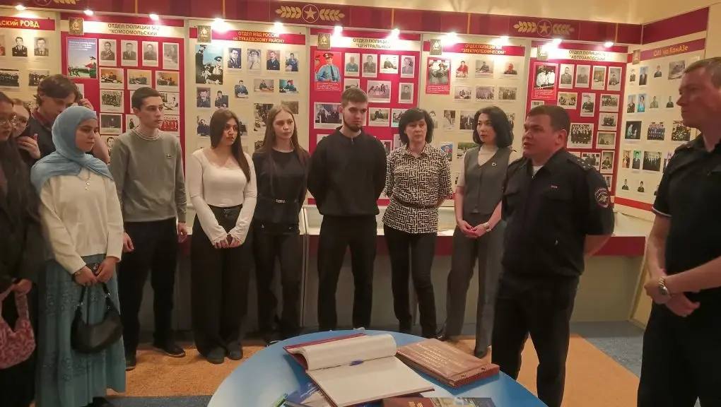 Будущие стражи порядка в гостях у Управления МВД Будущие стражи порядка в гостях у Управления МВД