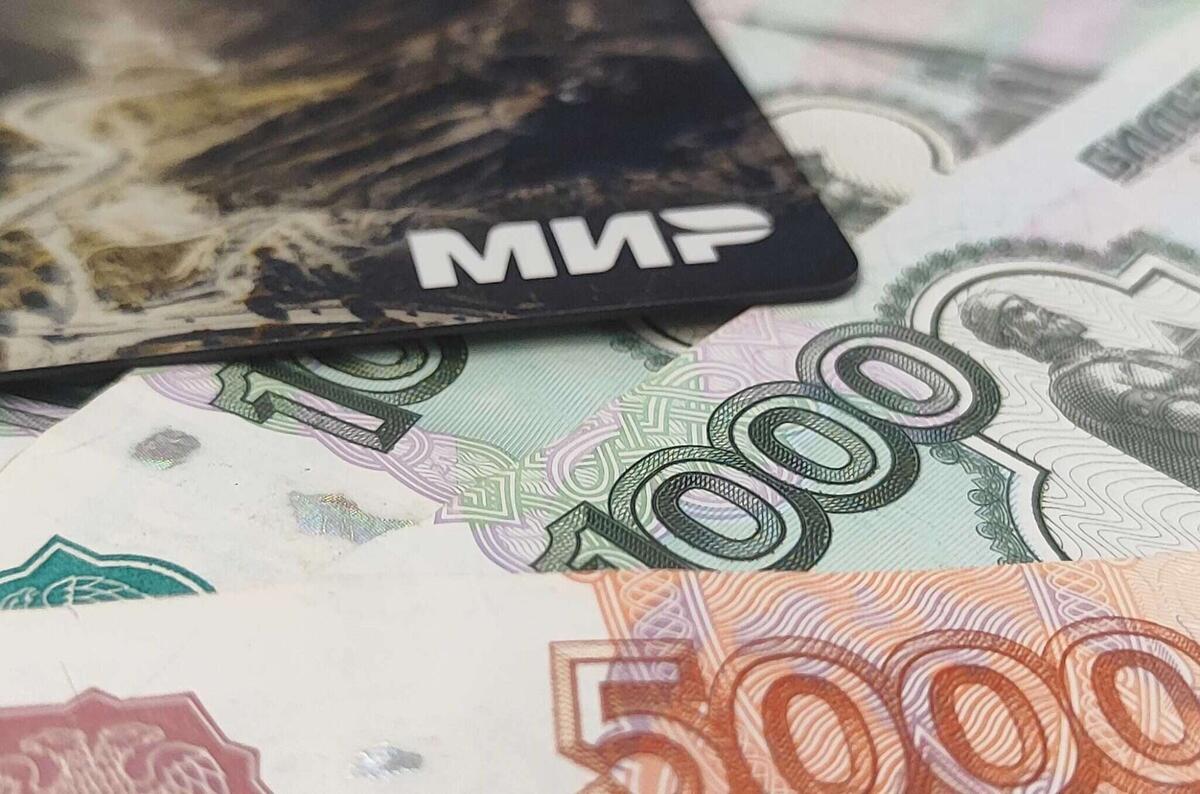 Как стаж работы влияет на размер пенсии в России