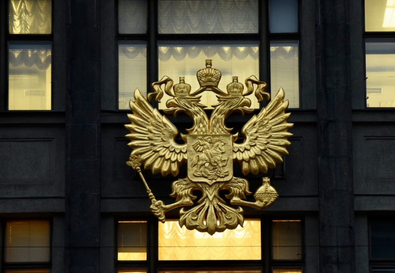 Новые законы марта: защита от мошенничества и перемены в такси