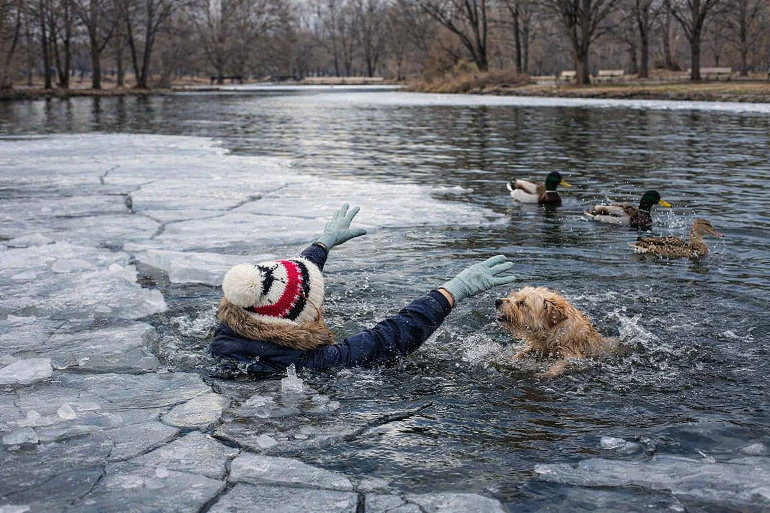 Челнинка на последнем месяце беременности провалилась под лёд, спасая собаку