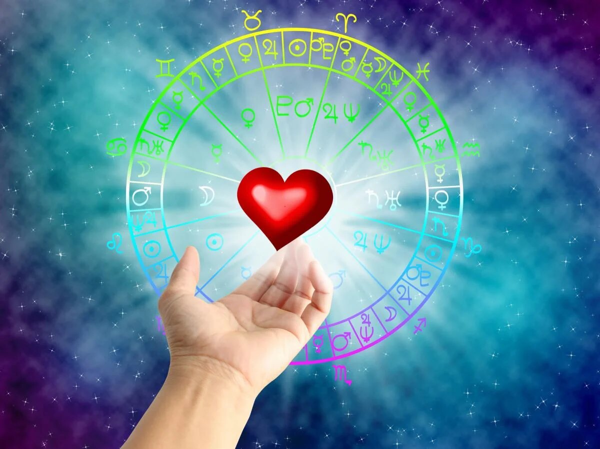 Летние любовные перспективы: какие знаки зодиака ждут судьбоносные встречи?