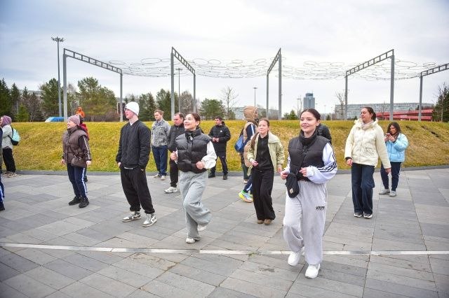 Как начать день бодро? Есть ответ! Сделать зарядку! Сегодня, 7 апреля, во всем мире отмечается День здоровья! Как начать день бодро? Есть ответ! Сделать зарядку! Сегодня, 7 апреля, во всем мире отмечается День здоровья!