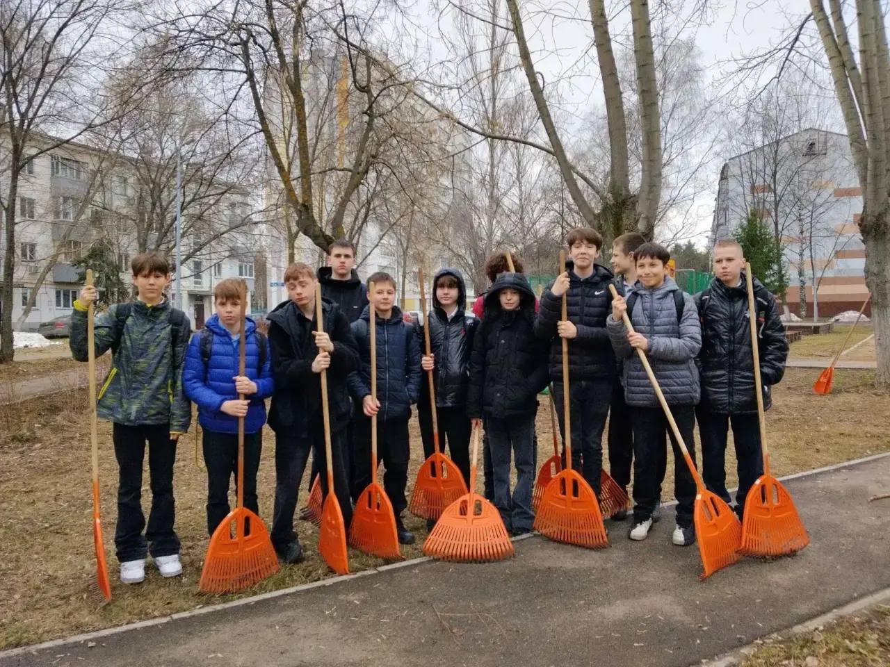 Уборка общественных пространств: вместе за чистый город! Уборка общественных пространств: вместе за чистый город!