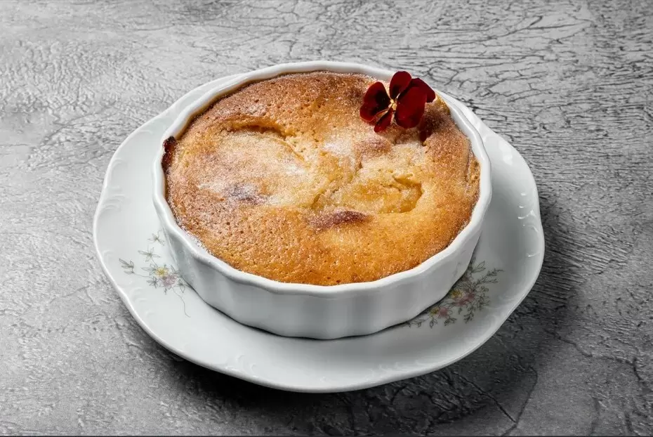 Миндальный пирог с абрикосами: легкий рецепт для летнего наслаждения