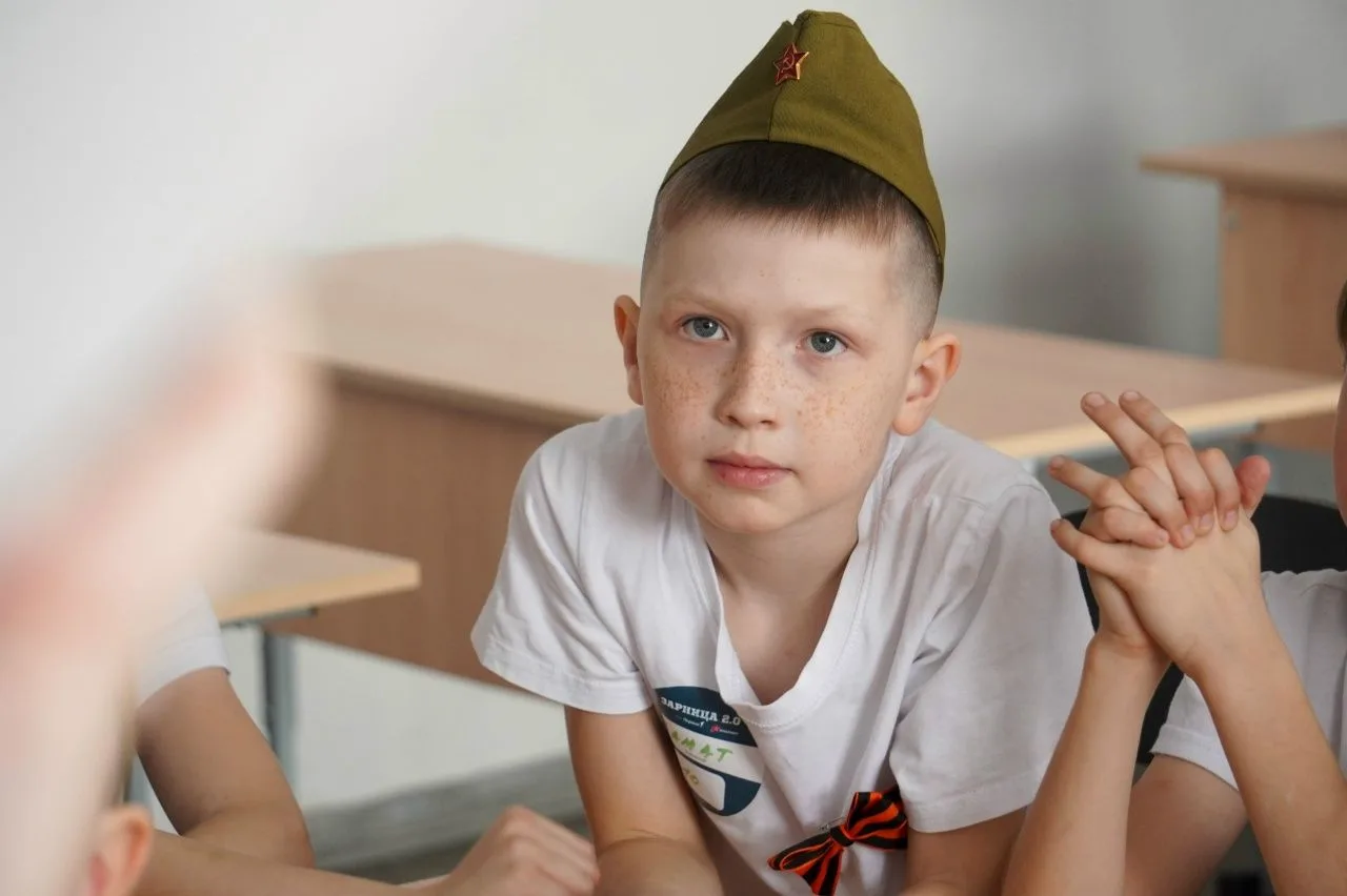 1 900 школьников Набережных Челнов прошли «Зарницу 2.0»! 1 900 школьников Набережных Челнов прошли «Зарницу 2.0»!