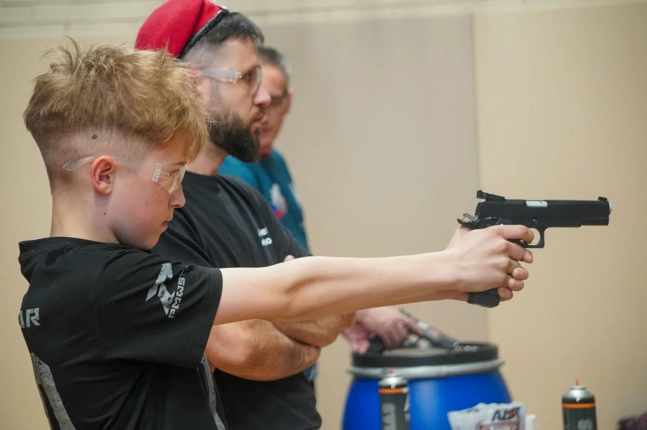 1 900 школьников Набережных Челнов прошли «Зарницу 2.0»! 1 900 школьников Набережных Челнов прошли «Зарницу 2.0»!