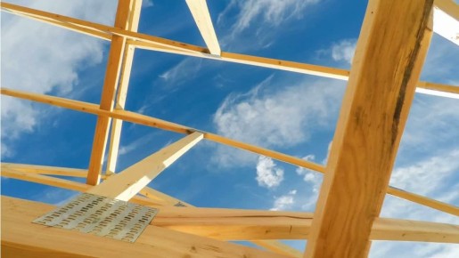 Поручили не тому: рабочий получил травму из-за чужой ошибки