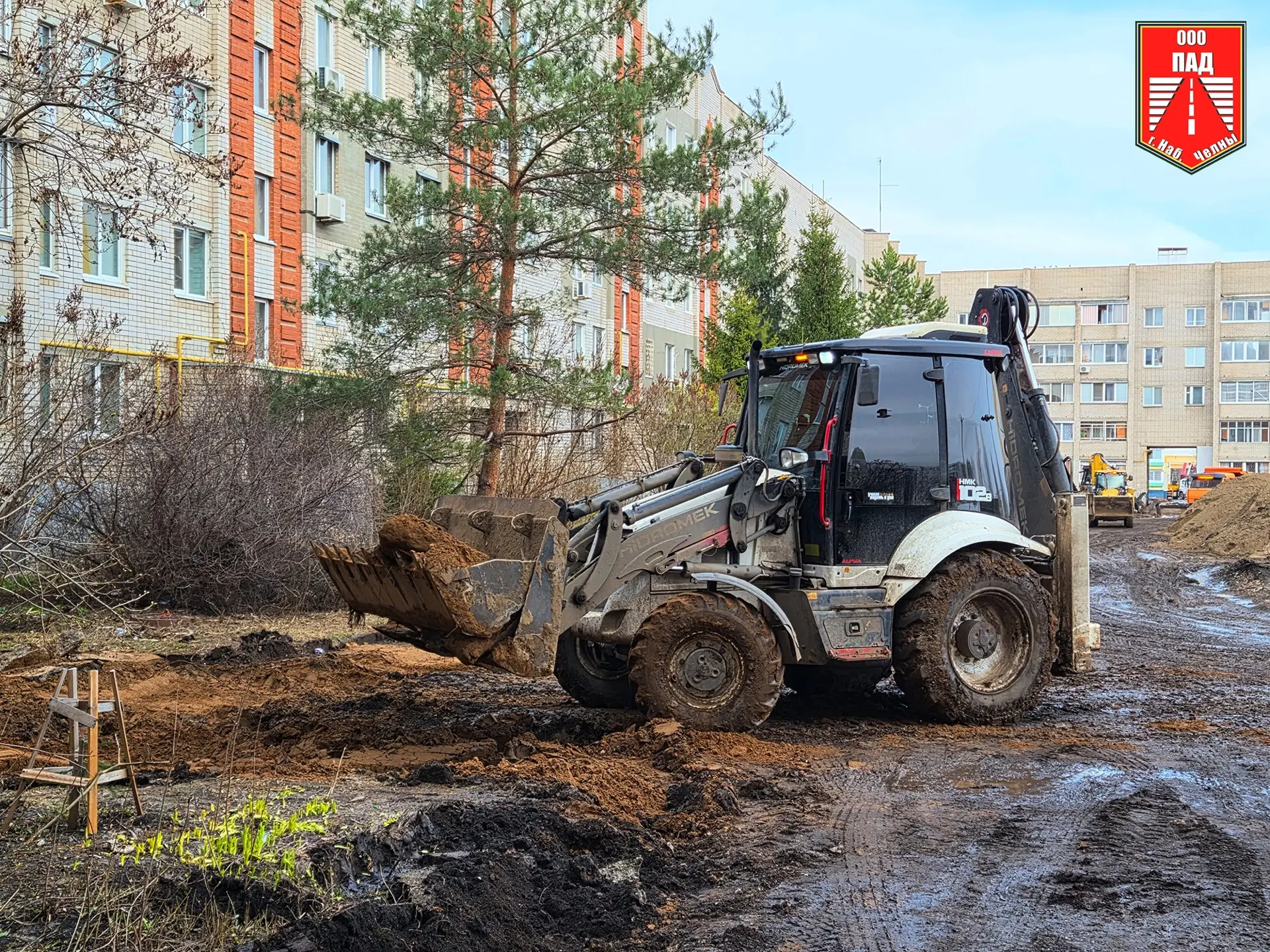 В 14-м комплексе поселка ЗЯБ программа #НашДвор2026 вышла за пределы дворов В 14-м комплексе поселка ЗЯБ программа #НашДвор2026 вышла за пределы дворов