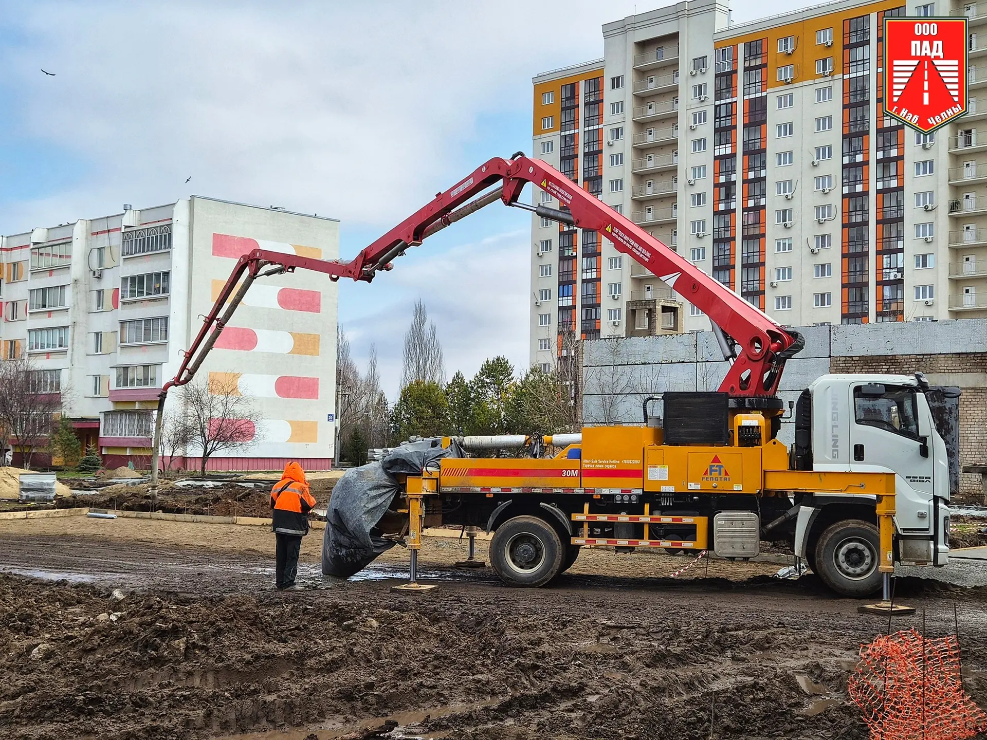 В 14-м комплексе поселка ЗЯБ программа #НашДвор2026 вышла за пределы дворов