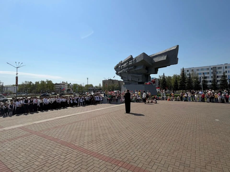 Традиционная «Вахта памяти» состоялась у мемориала «Родинамать» Традиционная «Вахта памяти» состоялась у мемориала «Родинамать»