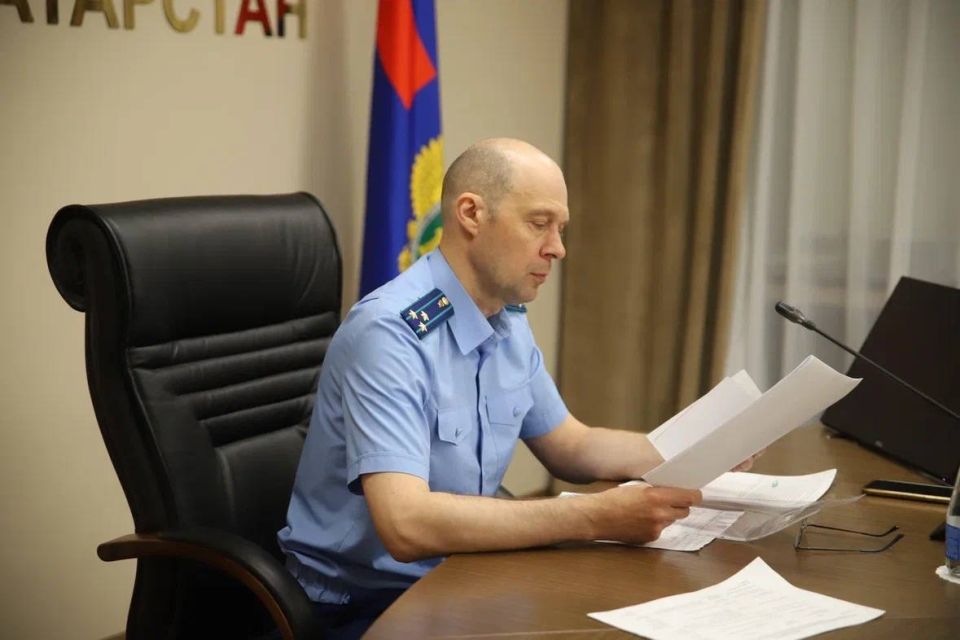 В Казани состоялся прием граждан по вопросам лекарственного обеспечения детей В Казани состоялся прием граждан по вопросам лекарственного обеспечения детей
