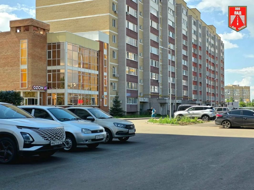 В 19-м комплексе Челнов завершают благоустройство по республиканской программе В 19-м комплексе Челнов завершают благоустройство по республиканской программе