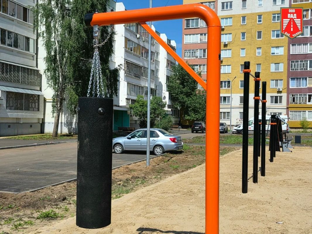 В 19-м комплексе Челнов завершают благоустройство по республиканской программе В 19-м комплексе Челнов завершают благоустройство по республиканской программе