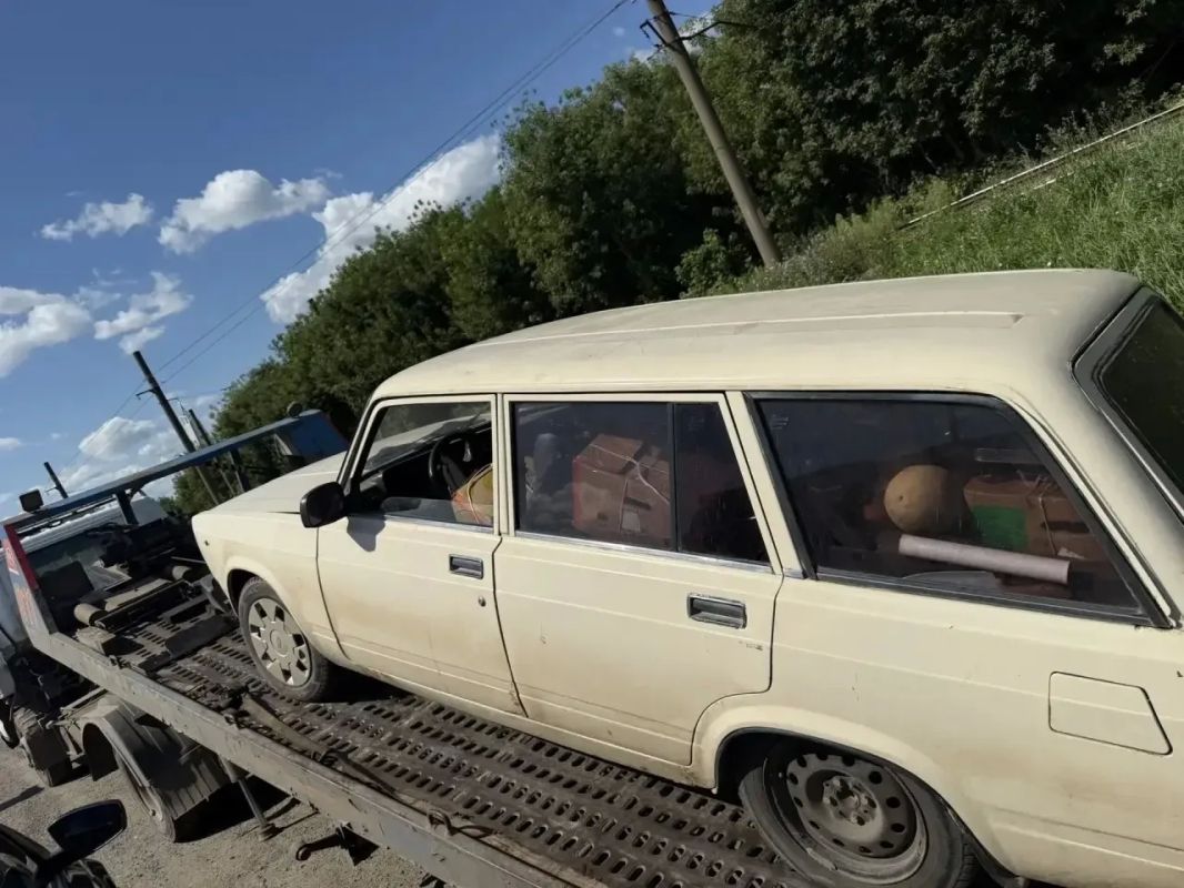 Забрали «Жигули»: на крайние меры в борьбе с продавцами арбузов пошли в Челнах Забрали «Жигули»: на крайние меры в борьбе с продавцами арбузов пошли в Челнах