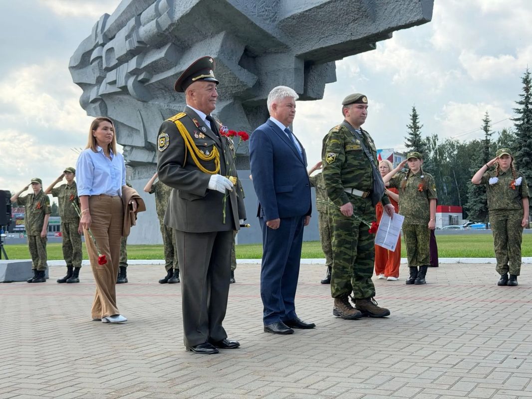 Честь. Мужество. Память Честь. Мужество. Память