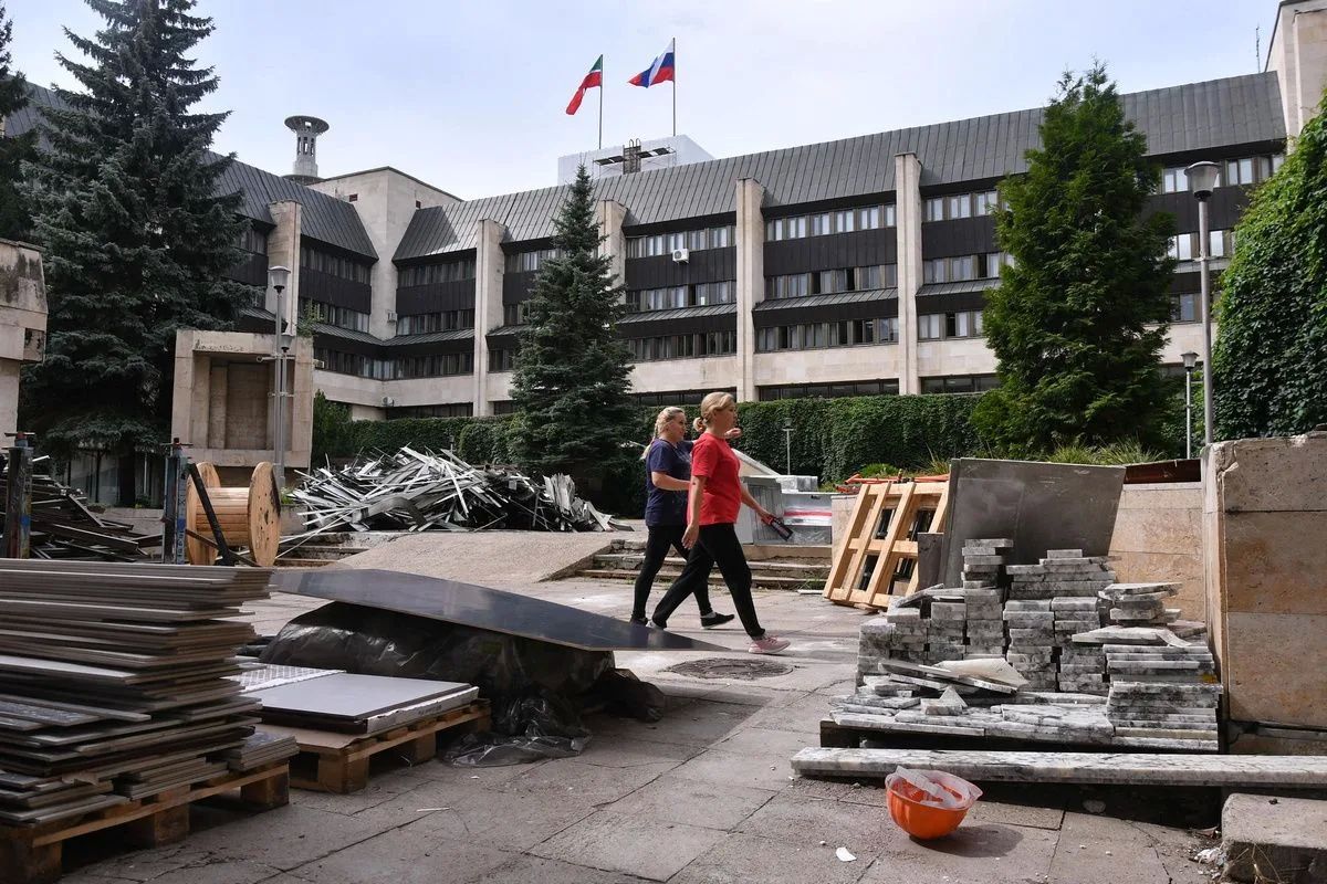 400-летие Набережных Челнов оказалось больше похожим на обычный день города, но горожане не жаловались — во время проведения СВО думать о масштабных торжествах не приходится 400-летие Набережных Челнов оказалось больше похожим на обычный день города, но горожане не жаловались — во время проведения СВО думать о масштабных торжествах не приходится