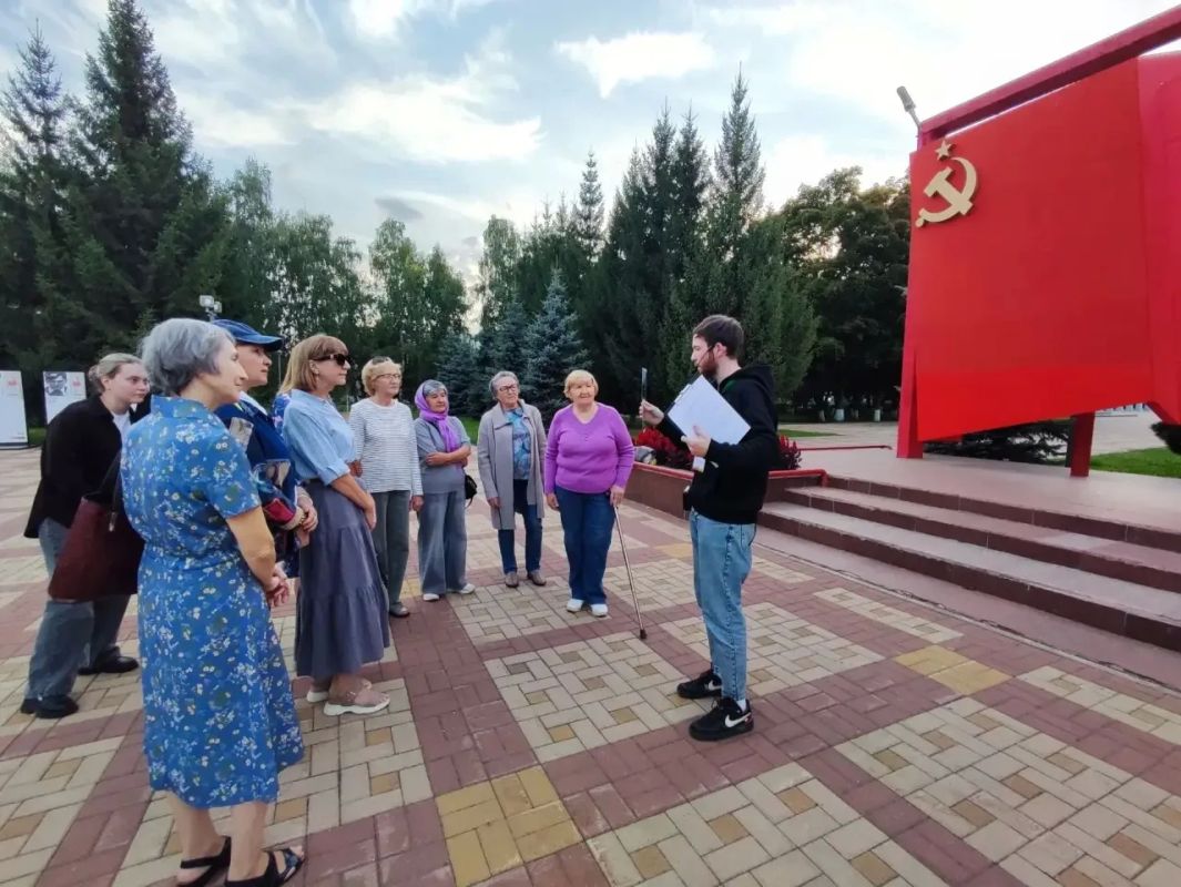 Ты + я = экскурсия по городу Ты + я = экскурсия по городу
