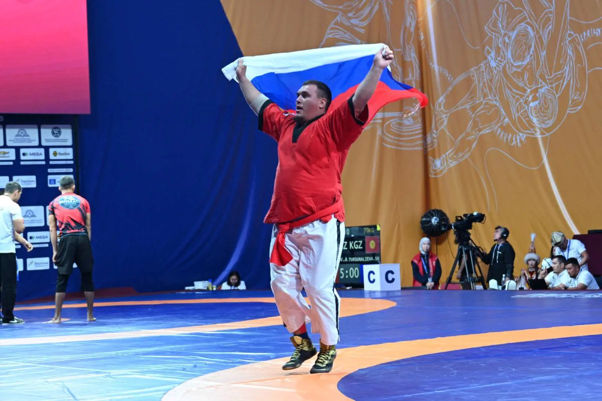 Борец из Челнов Радик Салахов стал победителем Всемирных Игр кочевников Борец из Челнов Радик Салахов стал победителем Всемирных Игр кочевников