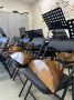 Знакомство с классом народных инструментов сопровождается с игрой на аккордеоне