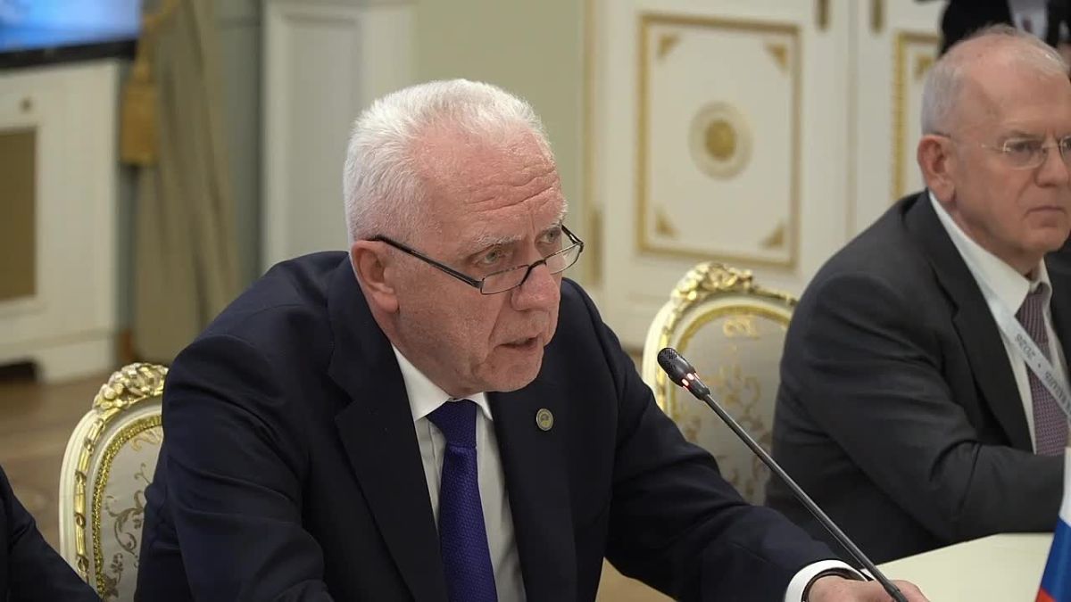 Александр Гуцан в ходе встречи с Генсеком ШОС Нурланом Ермекбаевым подчеркнул важность укрепления сотрудничества в рамках деятельности международных организаций