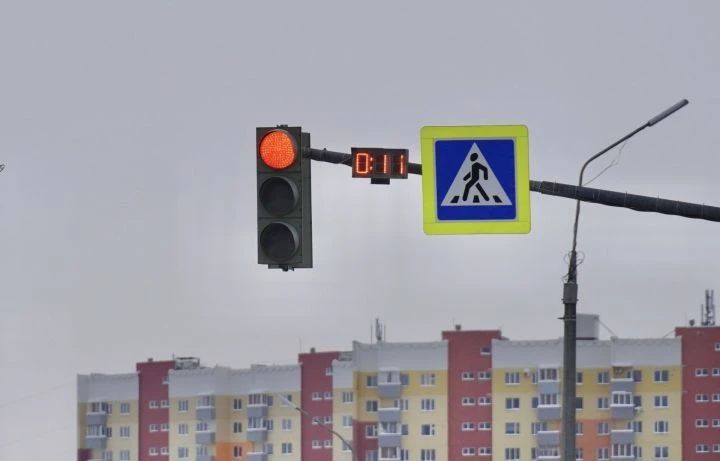 В Челнах на весь день отключат светофор на перекрестке Усманова – Татарстан