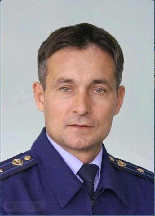 Зелёный Комсомольский: 67 берёз украсили улицу Батенчука Зелёный Комсомольский: 67 берёз украсили улицу Батенчука