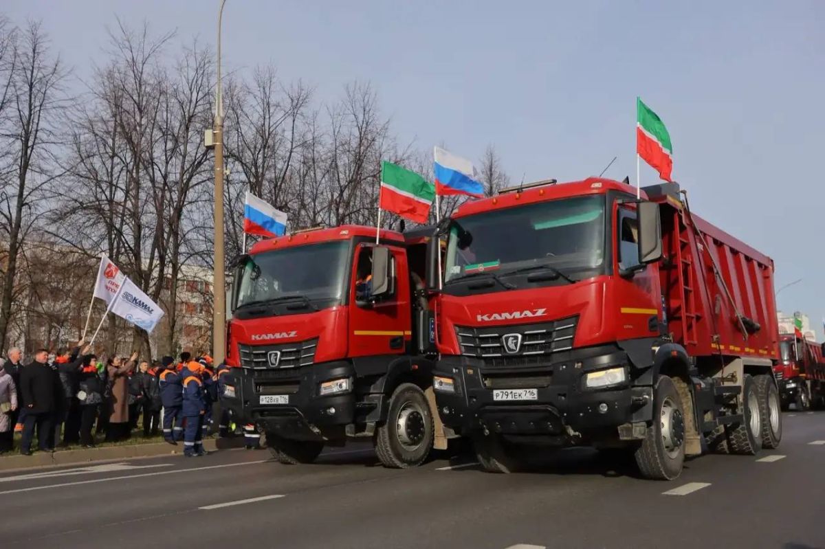 Наиль Магдеев: Сегодня подвели итоги капитального ремонта автомобильных дорог в этом году Наиль Магдеев: Сегодня подвели итоги капитального ремонта автомобильных дорог в этом году