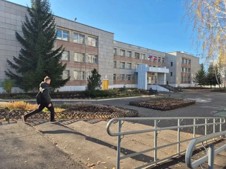 История с перцовым баллончиком в школе Челнов дошла до Екатерины Мизулиной